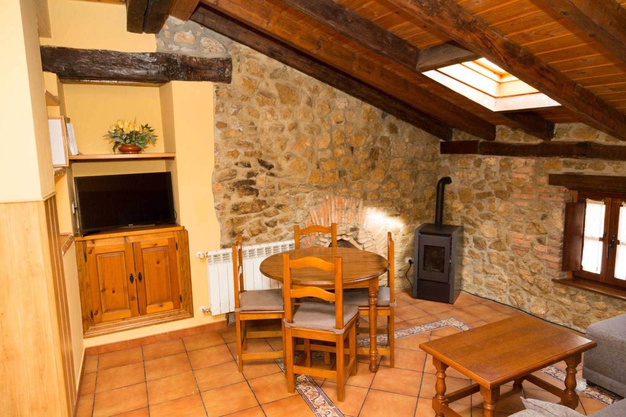 Viviendas Rurales Fuente Domingo Santillana del Mar Zewnętrze zdjęcie